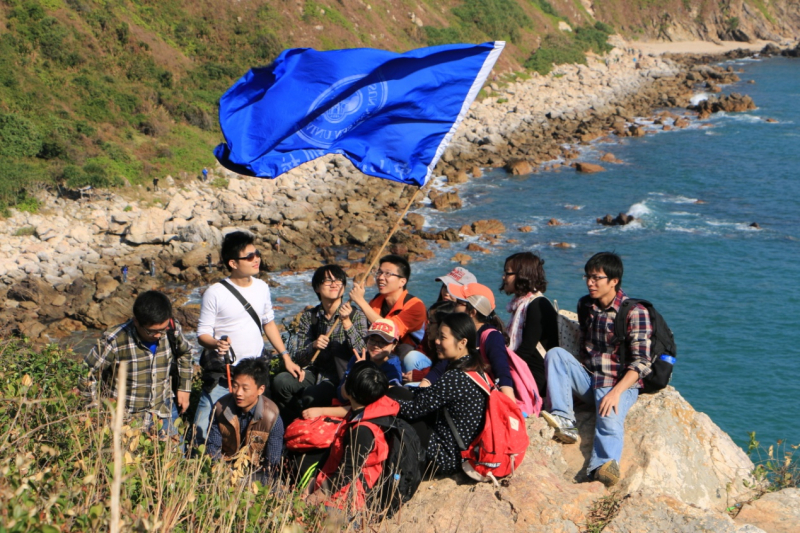 团结互助——记中大化探花精选深圳校友分会东西冲海岸线穿越活动